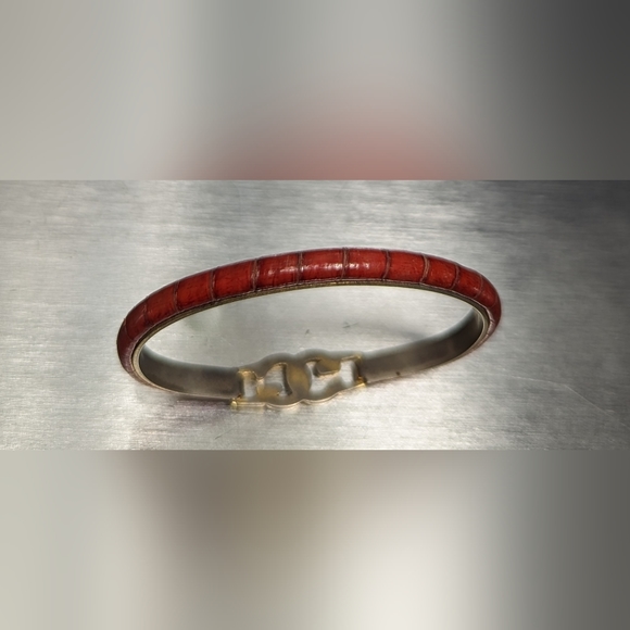 Gucci Red and Gold Bracelet - Picture 3 of 4